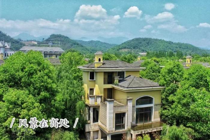 學(xué)校環(huán)境
